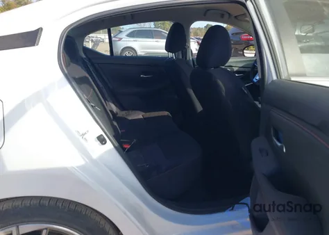 2025 Nissan Sentra Sr z USA, uszkodzony, nr VIN 3N1AB8DV0SY325178